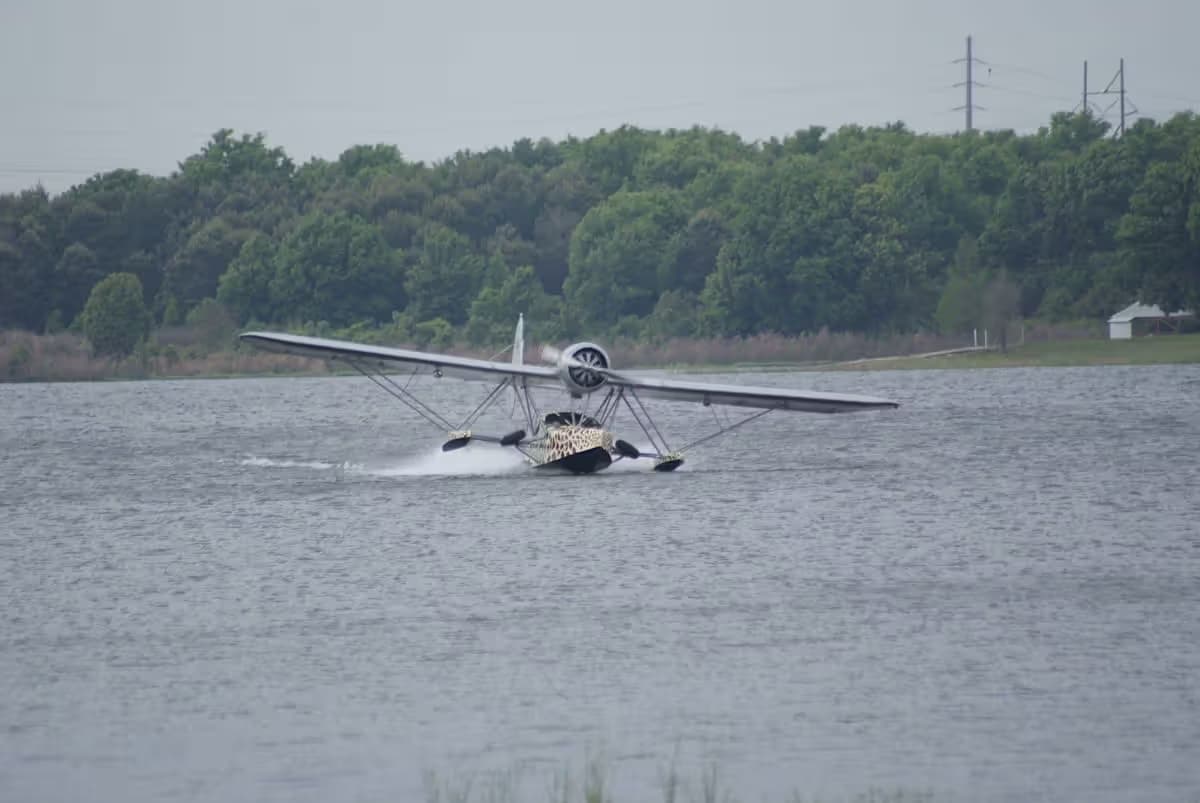 Unidentified — Floatplane