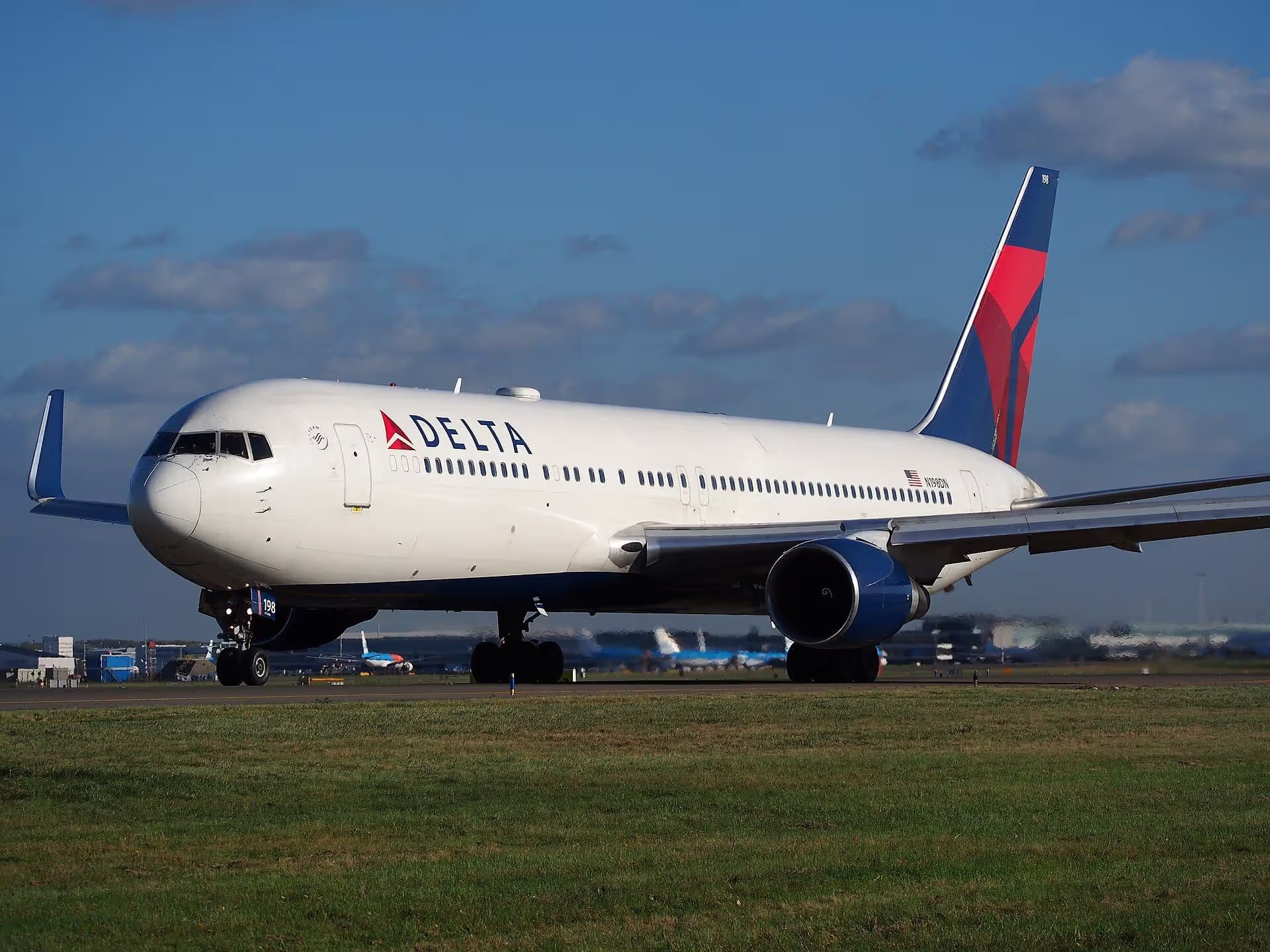 N198DN — Boeing