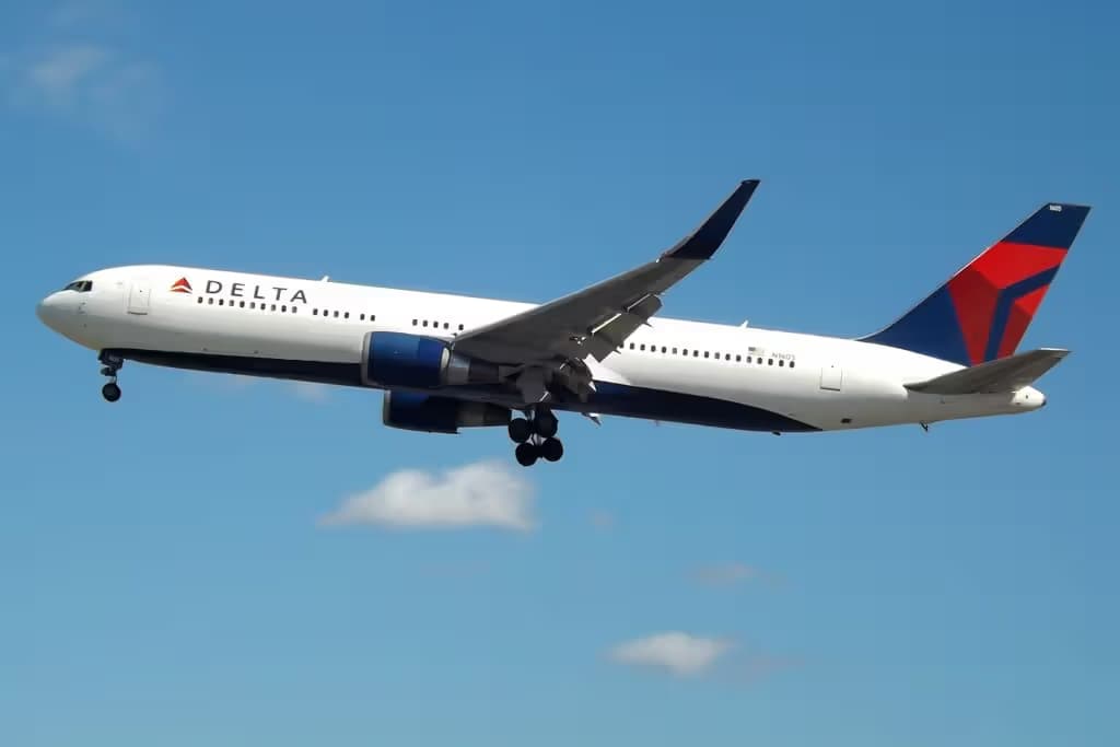 N1605 — Boeing