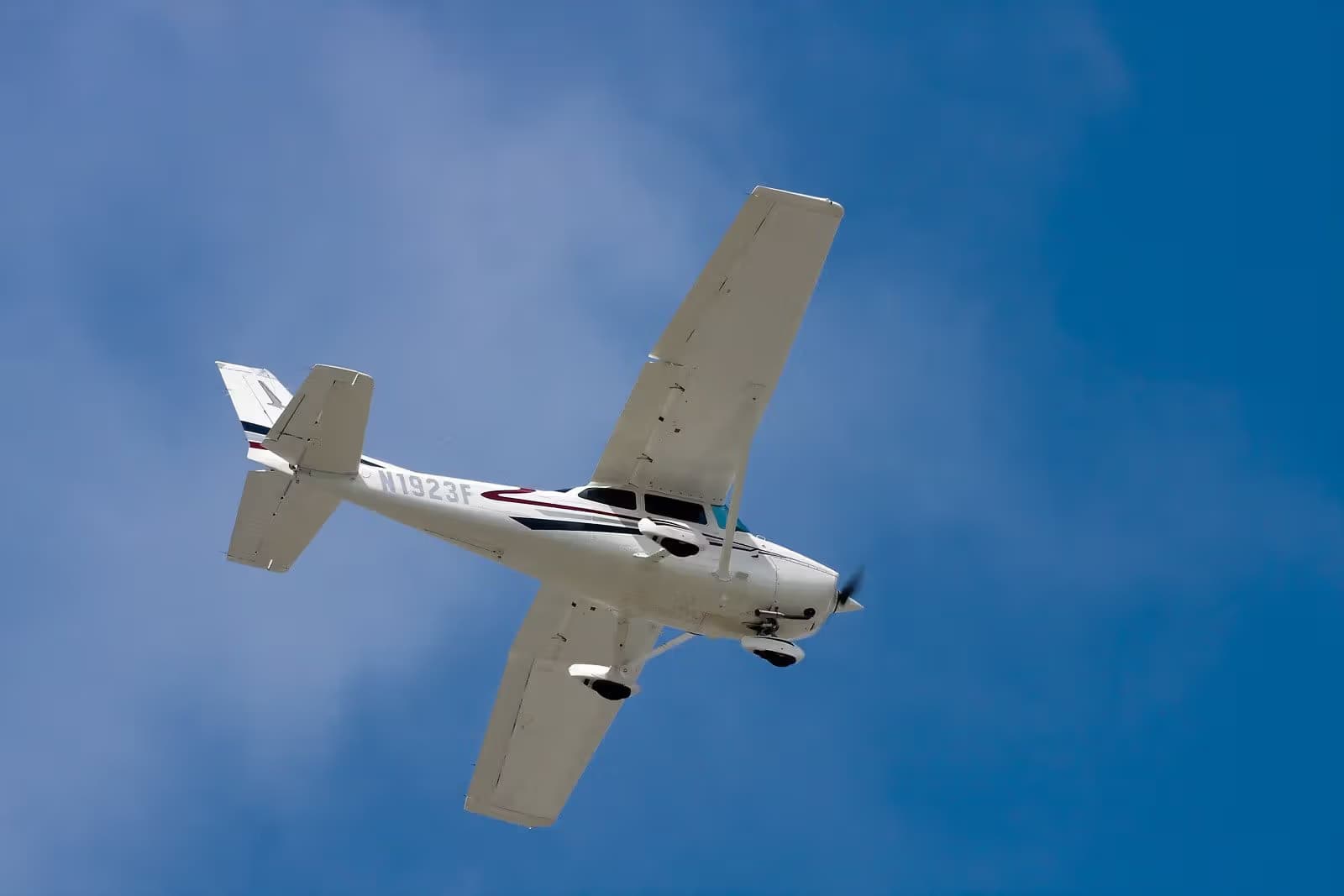 N1923F — Cessna