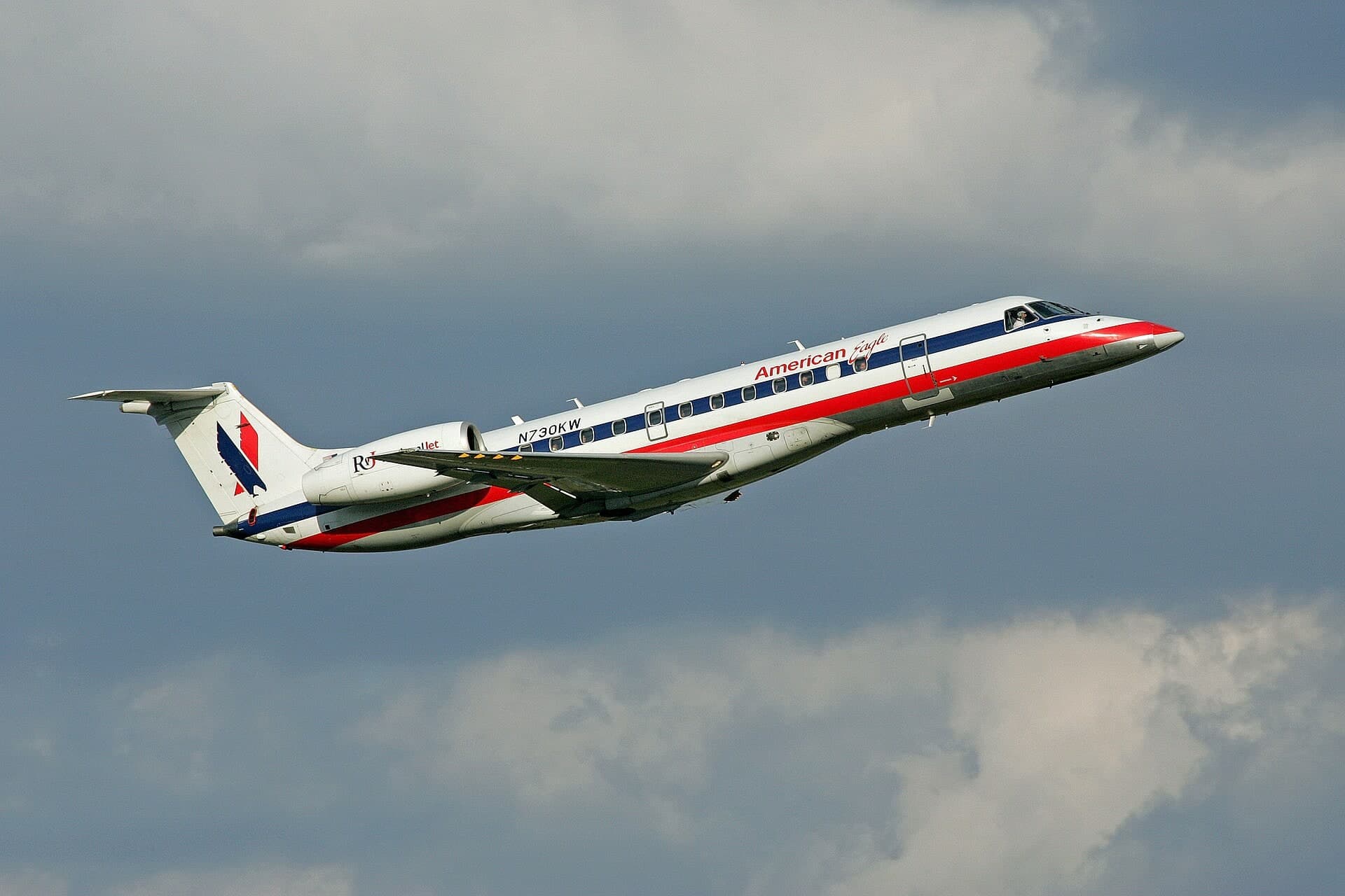 N730KW — Embraer