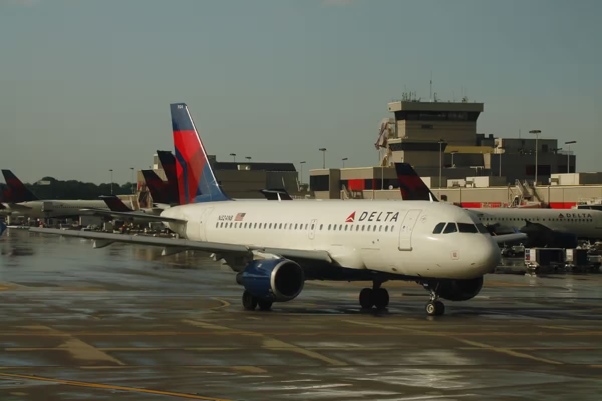 N324NB — Airbus