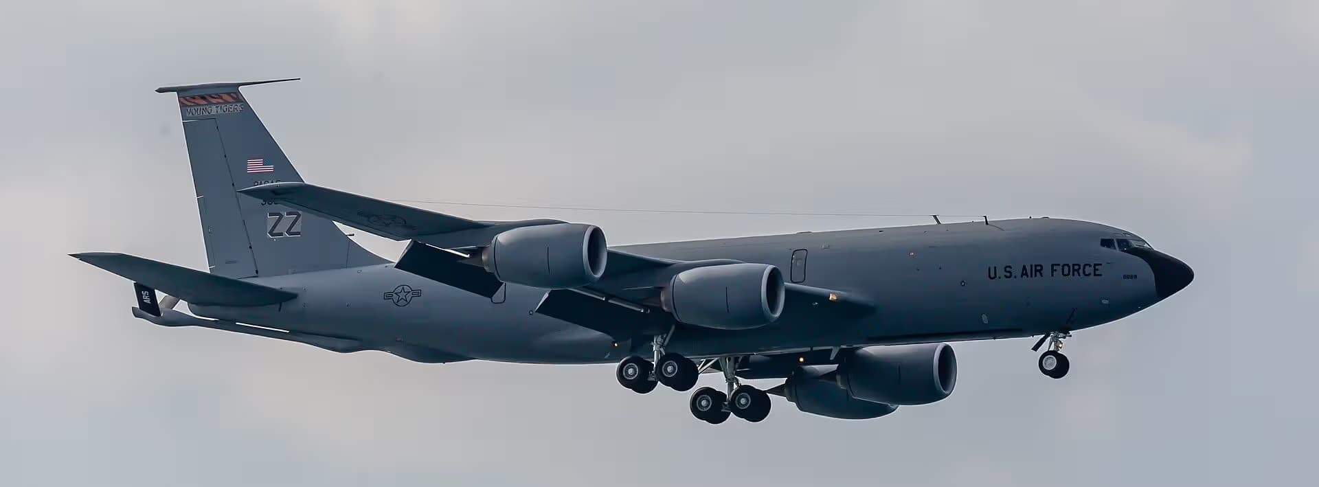 Unidentified — Boeing