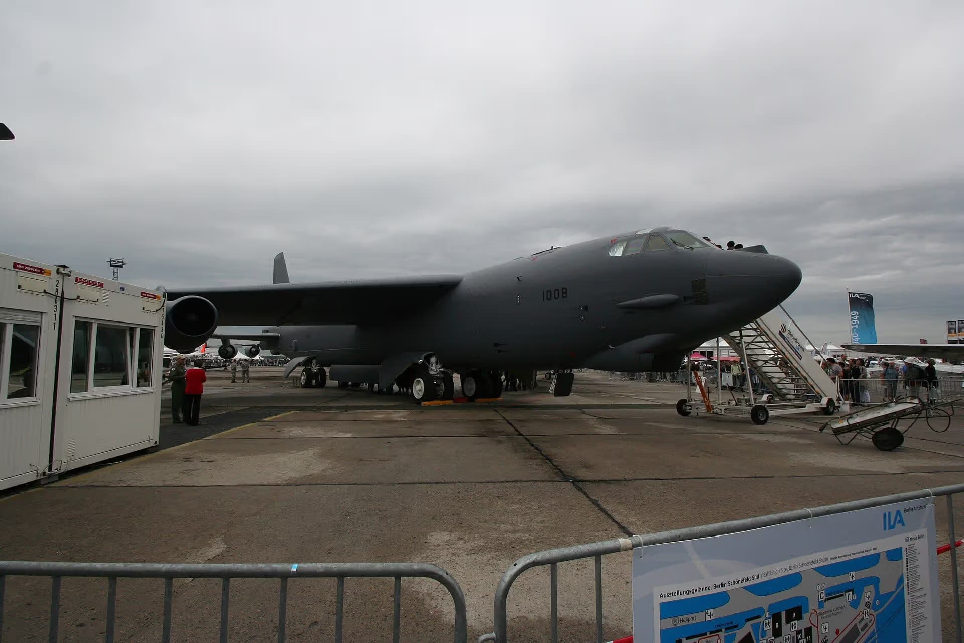 Unidentified — Aircraft