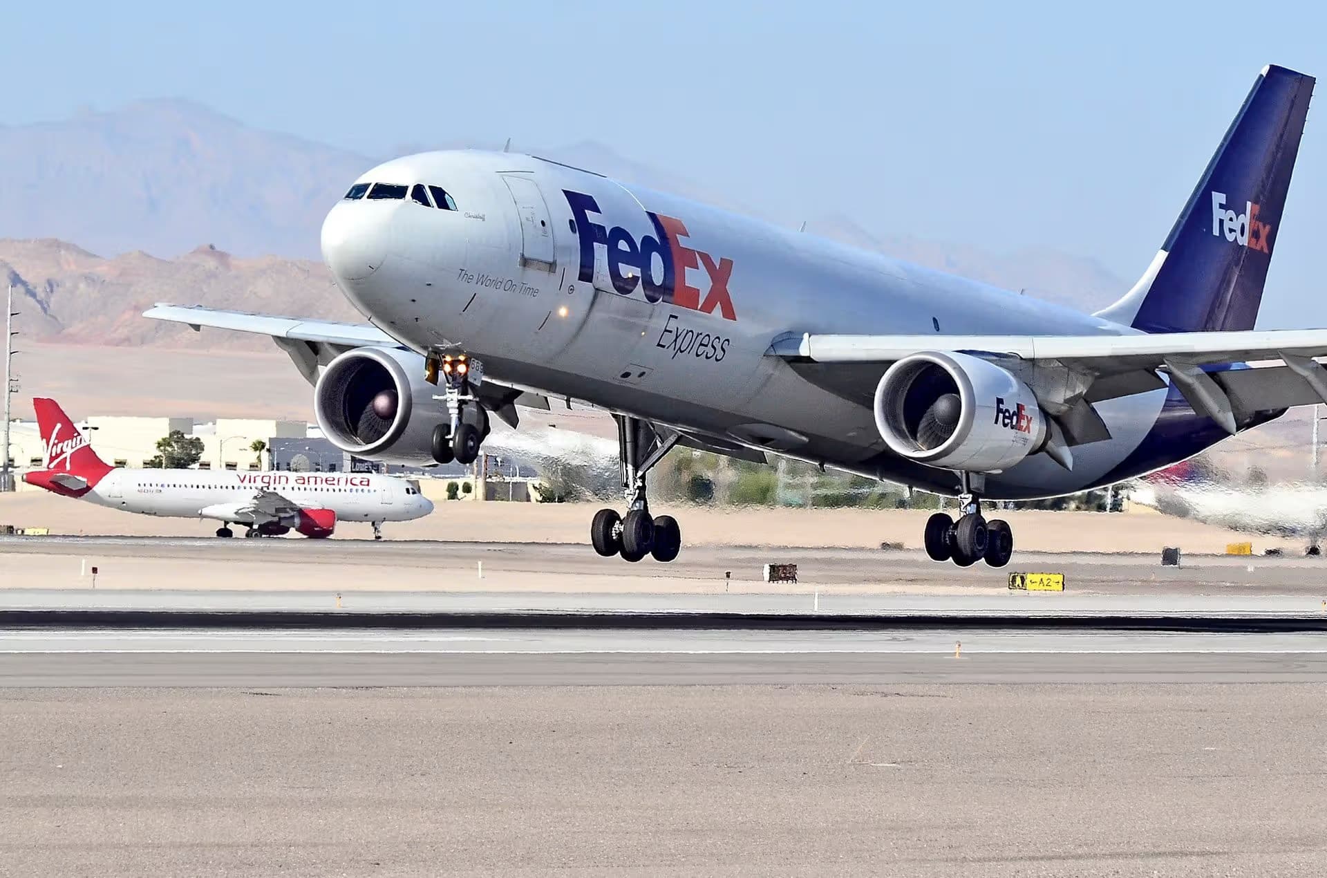 N689FE — Airbus