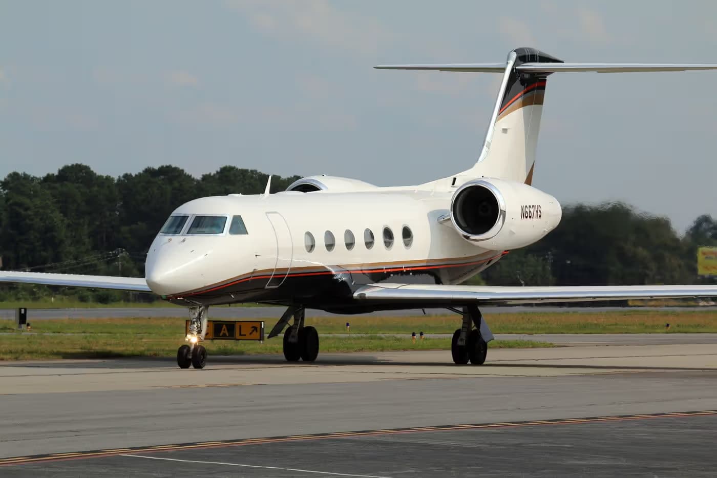 N667HS — Gulfstream