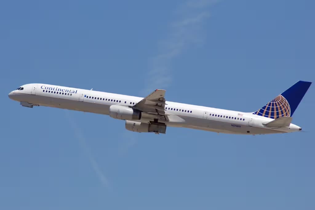 N57869 — Boeing