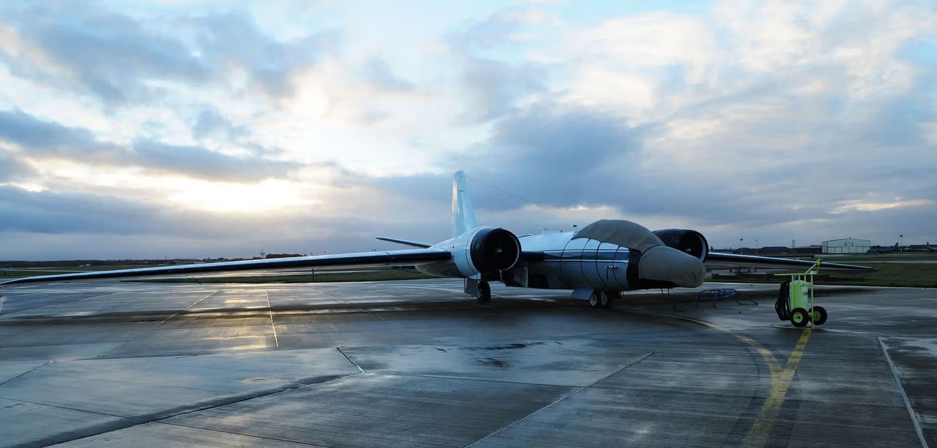N928NA — Business jet