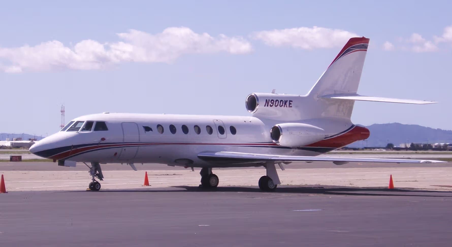 N900KE — Business jet