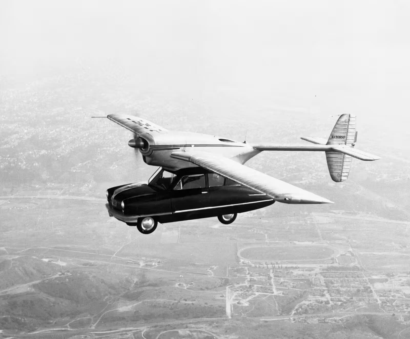 Unidentified — Single-engine aircraft