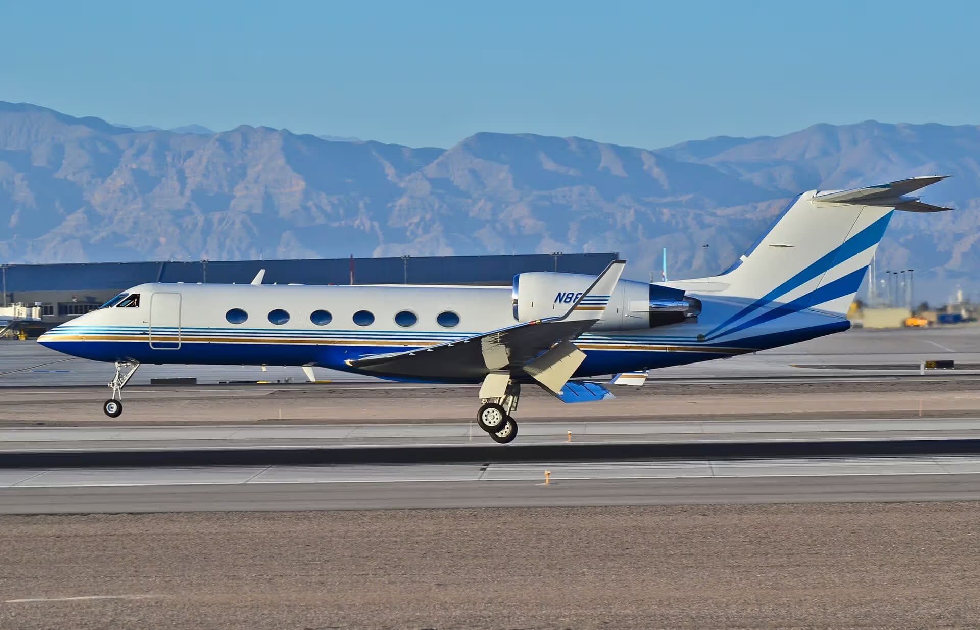 N883LS — Business jet