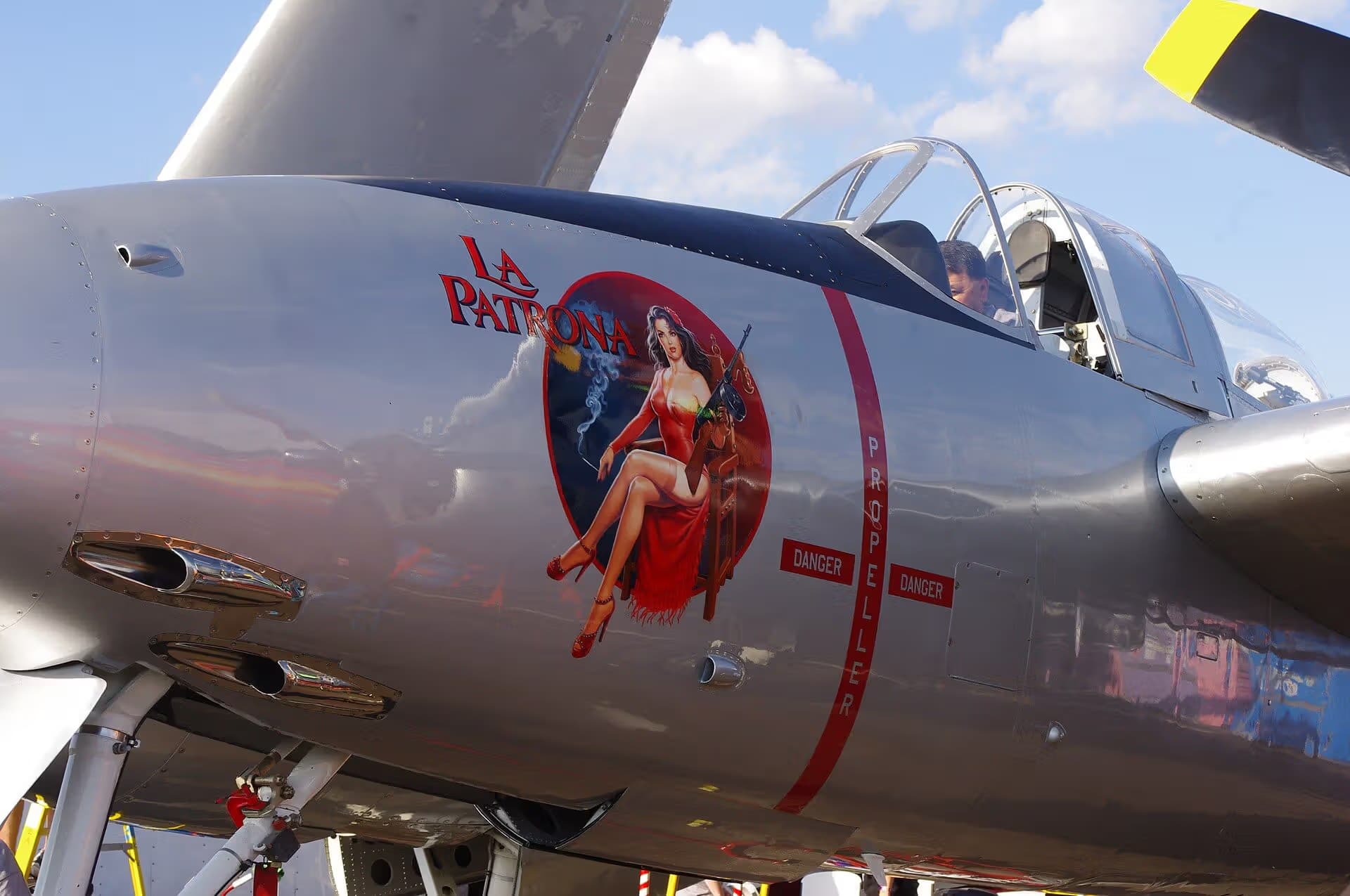 Unidentified — Warbird