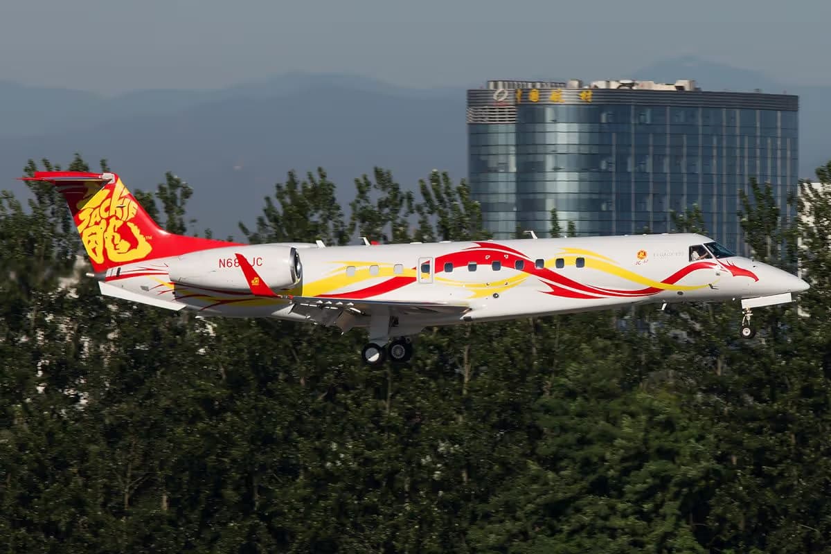N688JC — Embraer