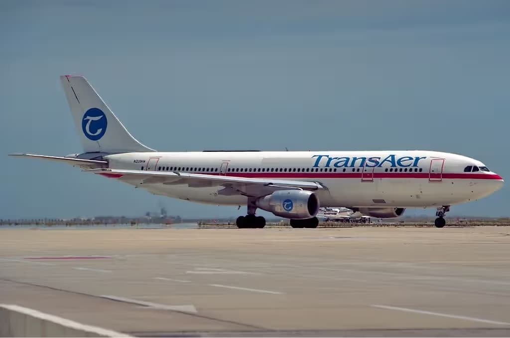 N228KW — Airbus