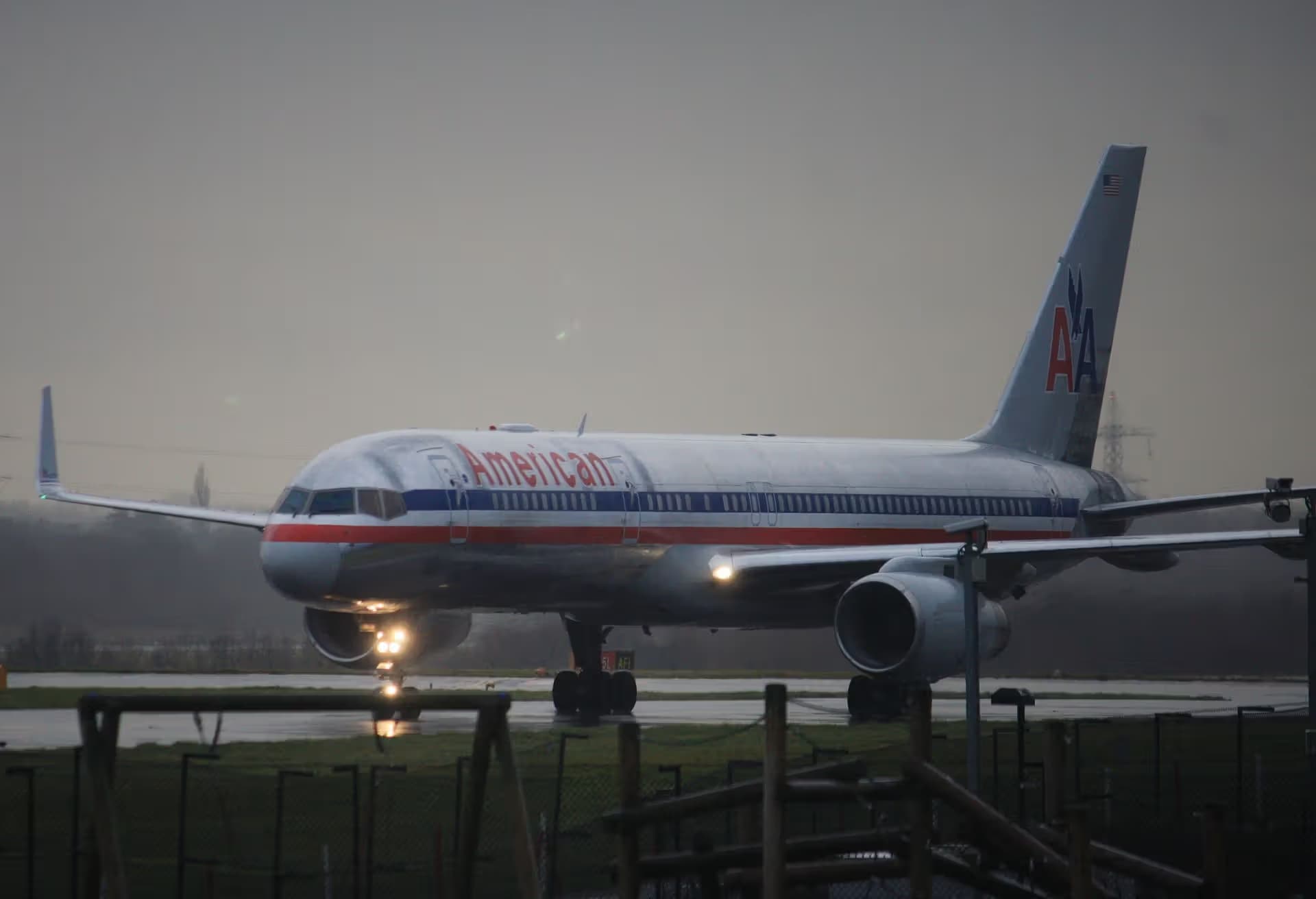 N185AN — Boeing