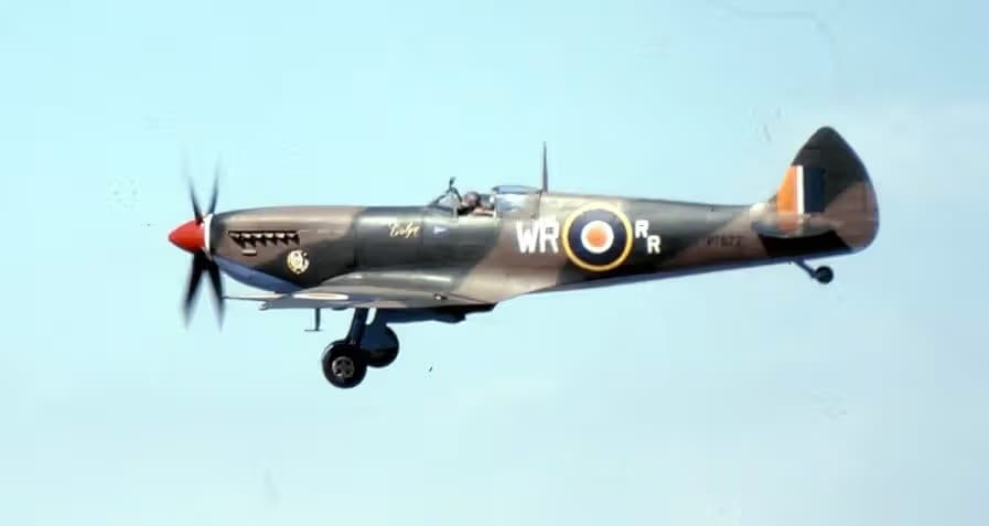Unidentified — Warbird