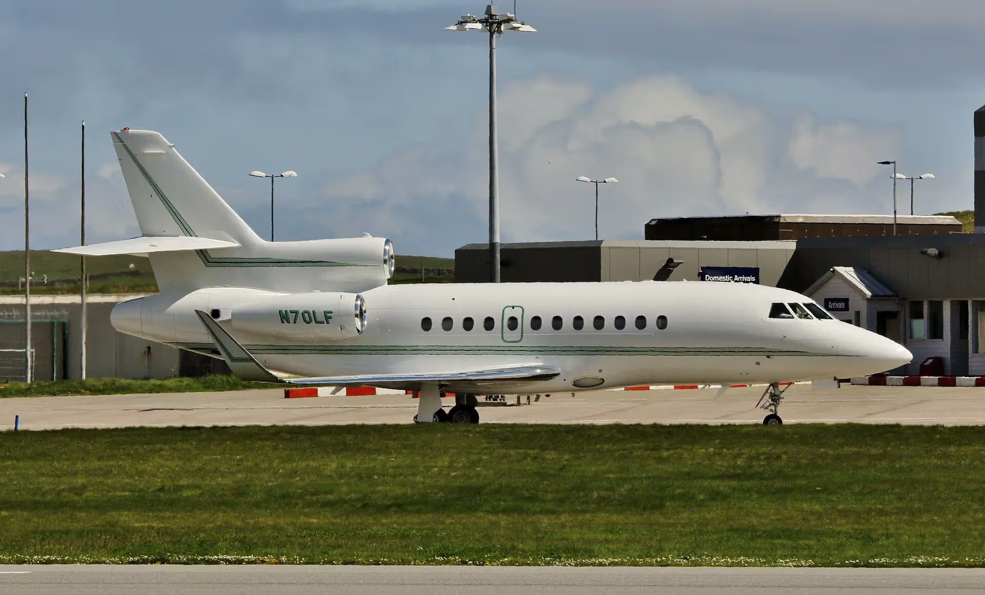 N70LF — Business jet