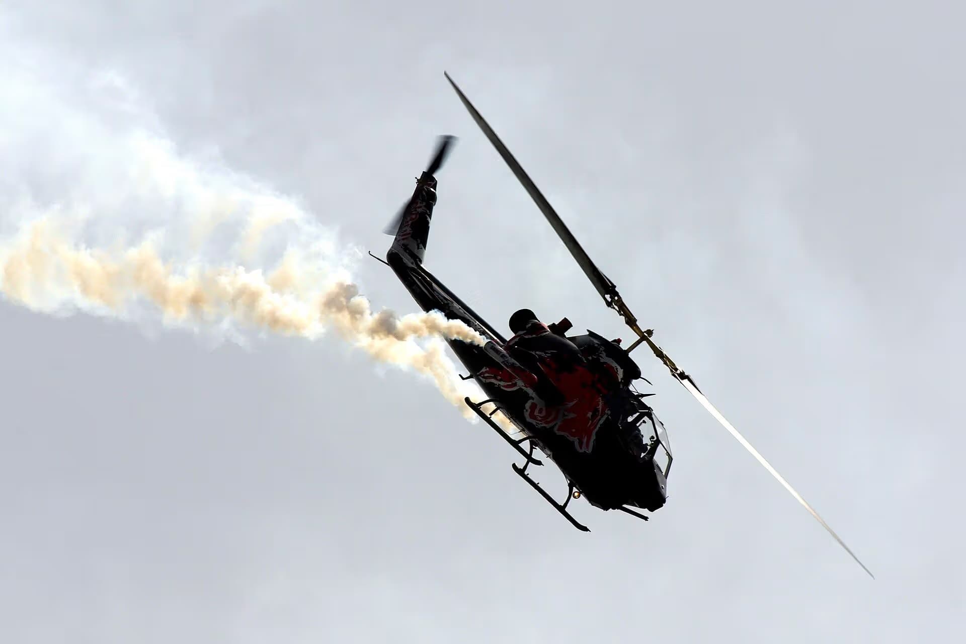 N11FX — Helicopter