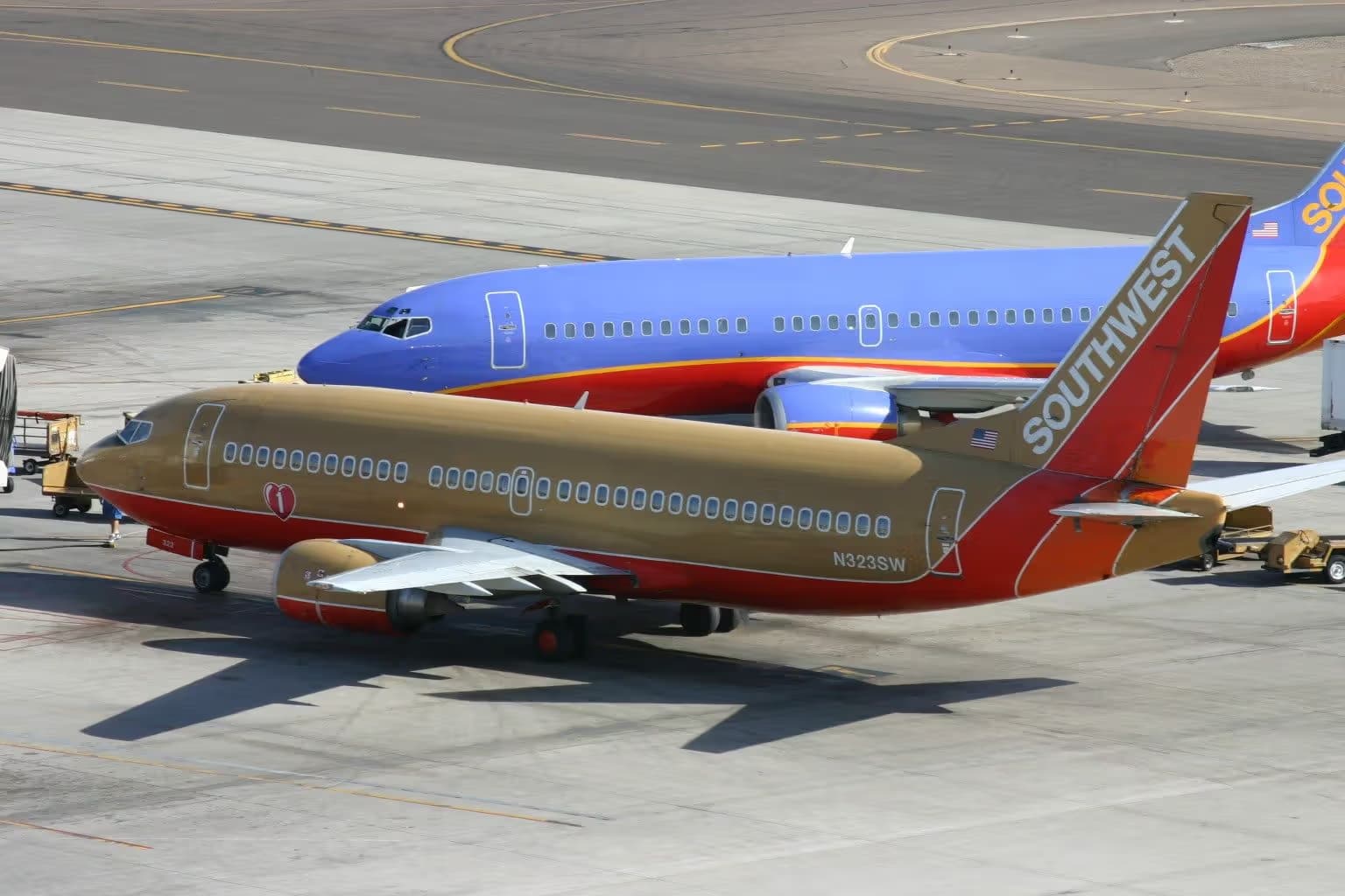 N323SW — Boeing