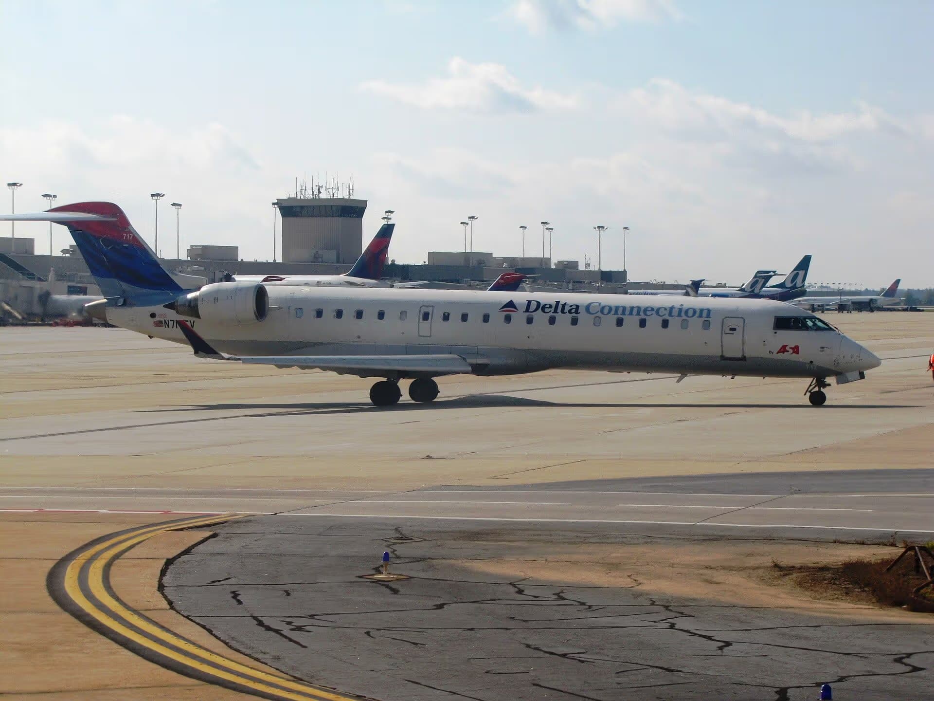 N717EV — Bombardier