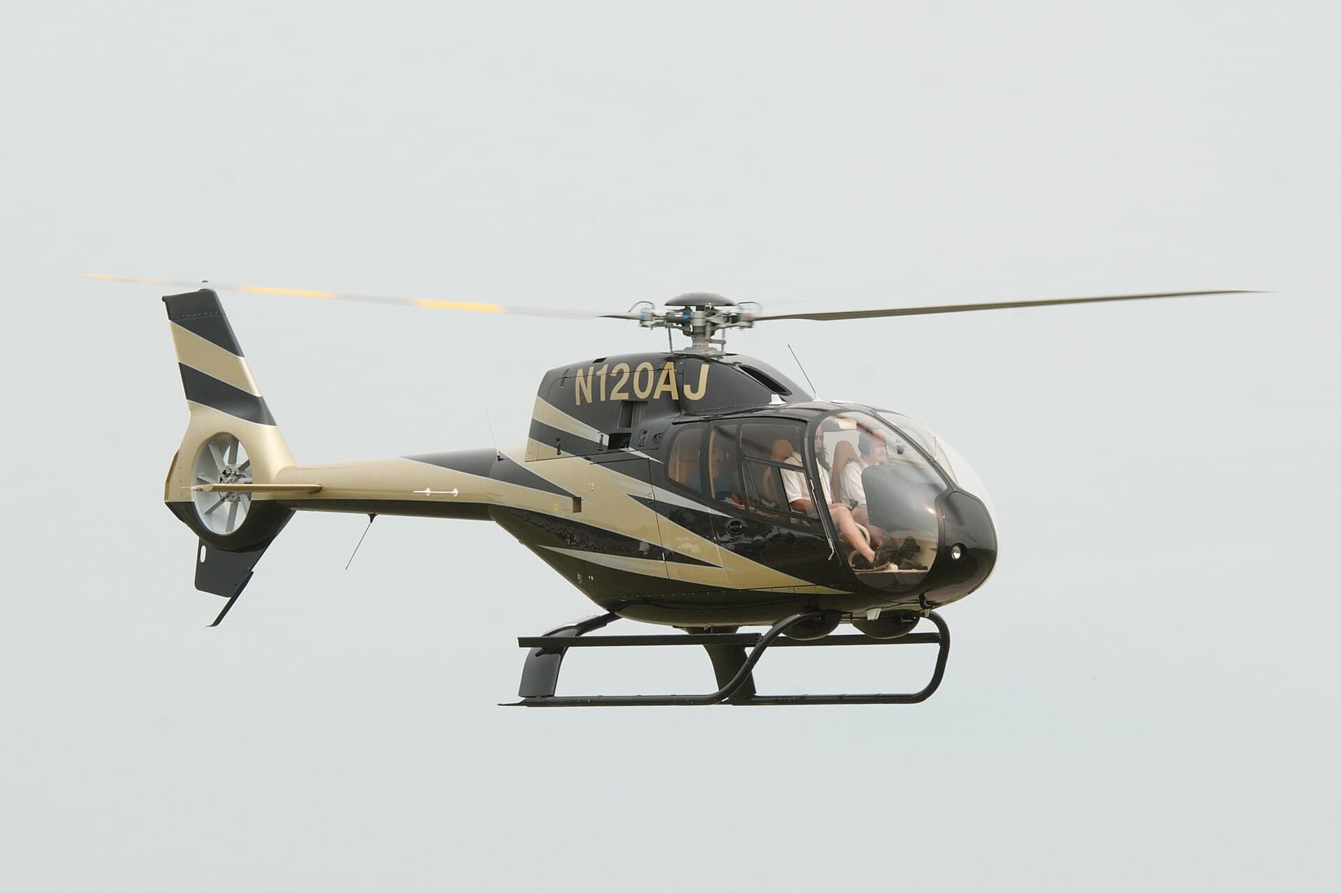 N120AJ — Helicopter