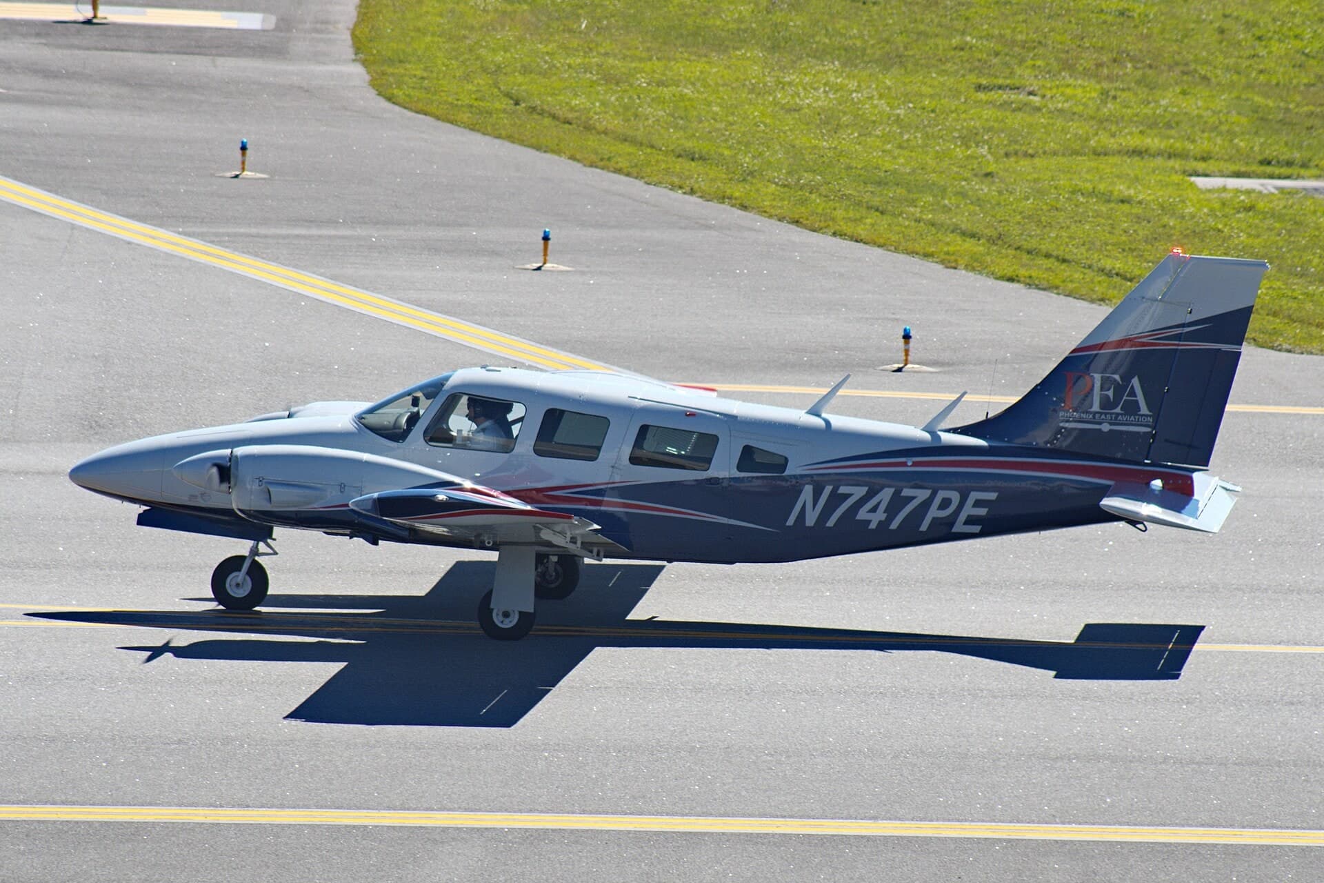 N747PE — Twin-engine aircraft