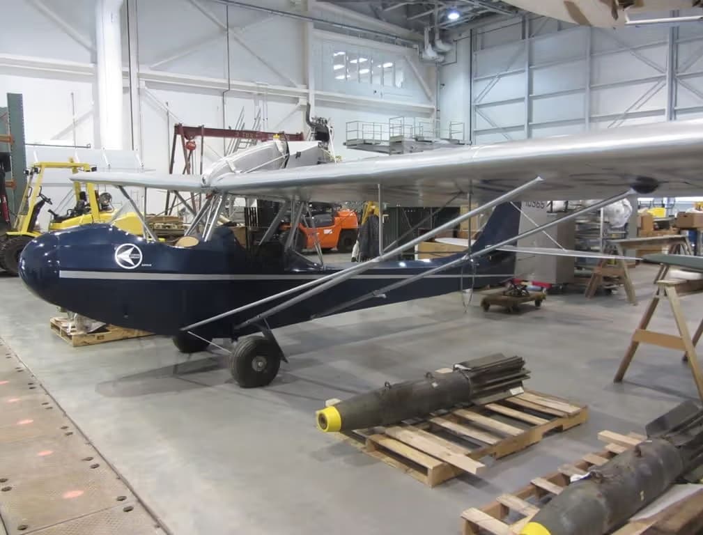 Unidentified — Single-engine aircraft