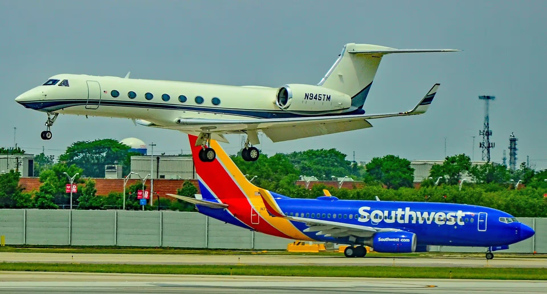 N945TM — Boeing