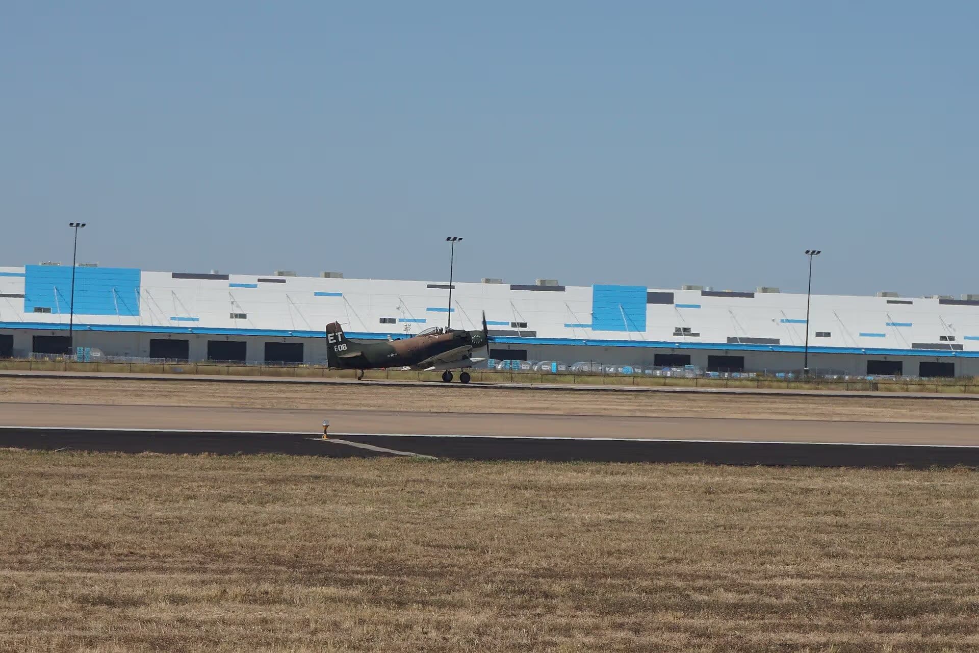 N39606 — Warbird