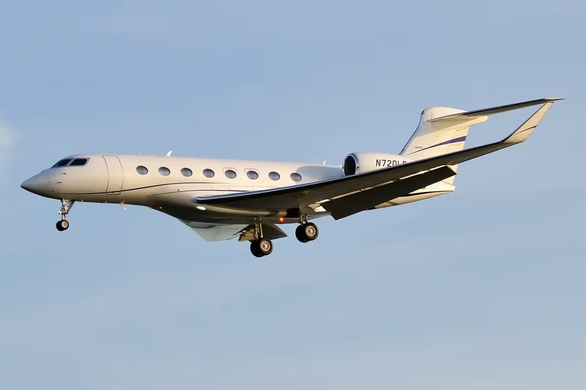 N720LF — Business jet