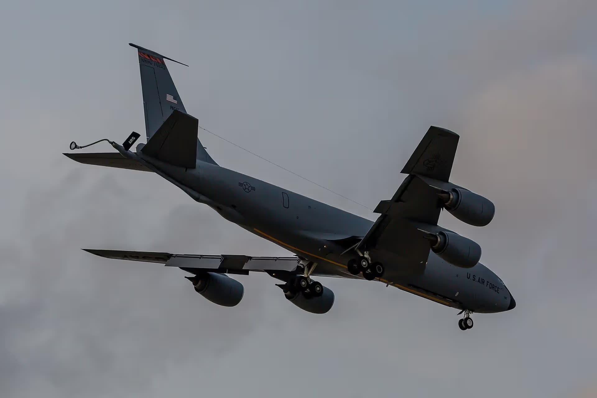 Unidentified — Aircraft