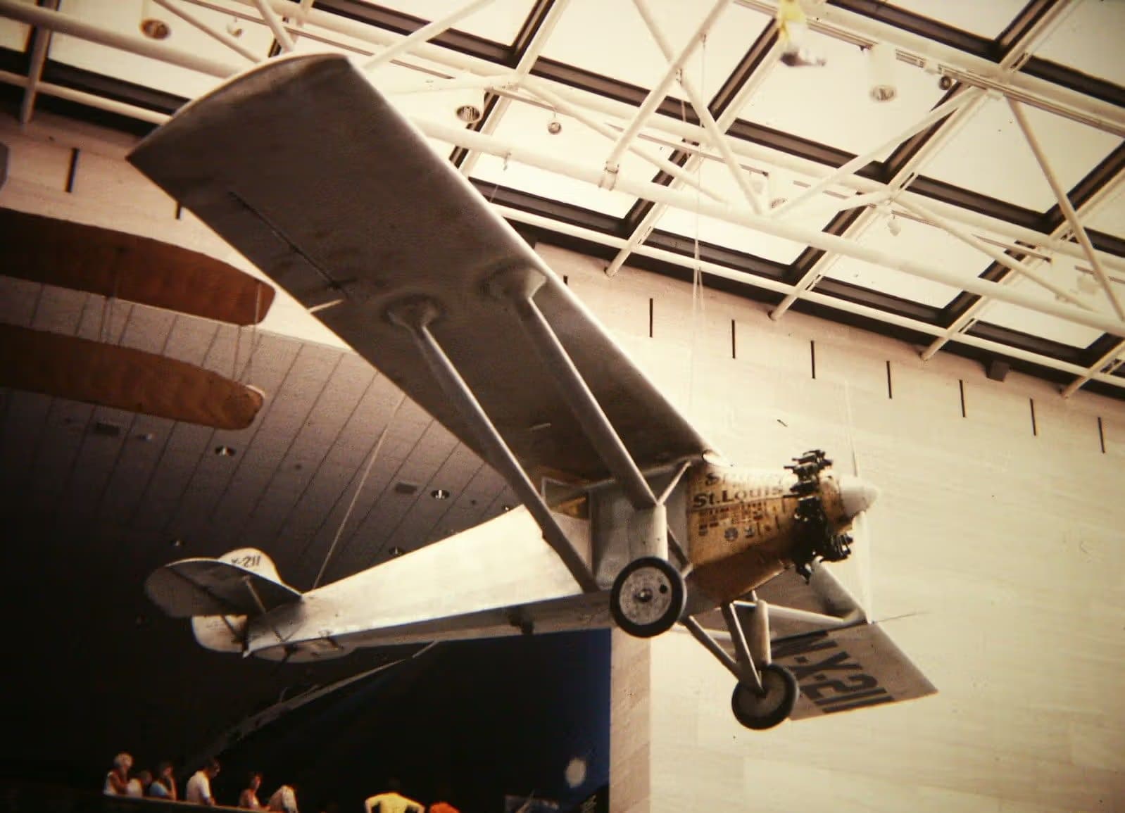 Unidentified — Single-engine aircraft