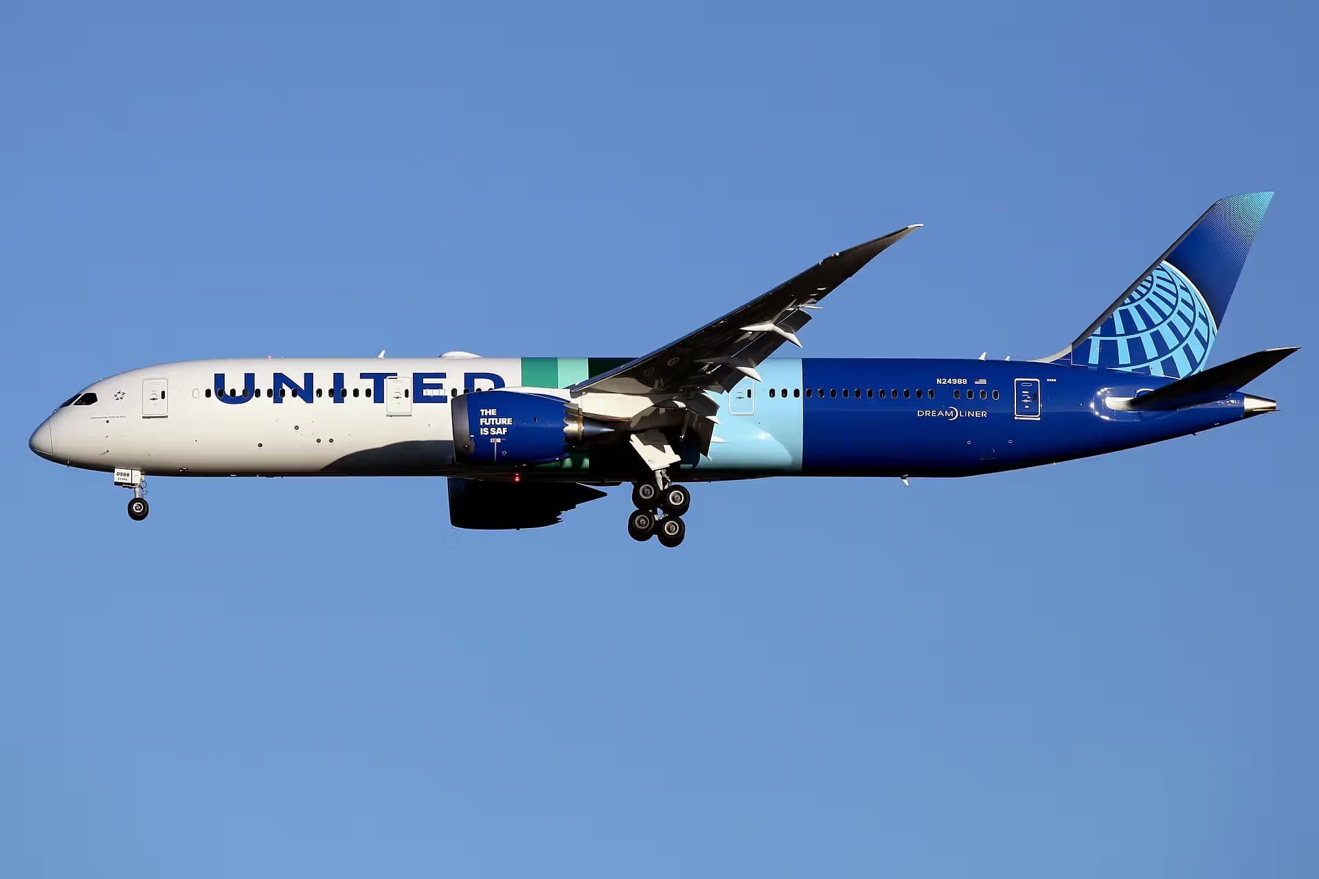 N24988 — Boeing