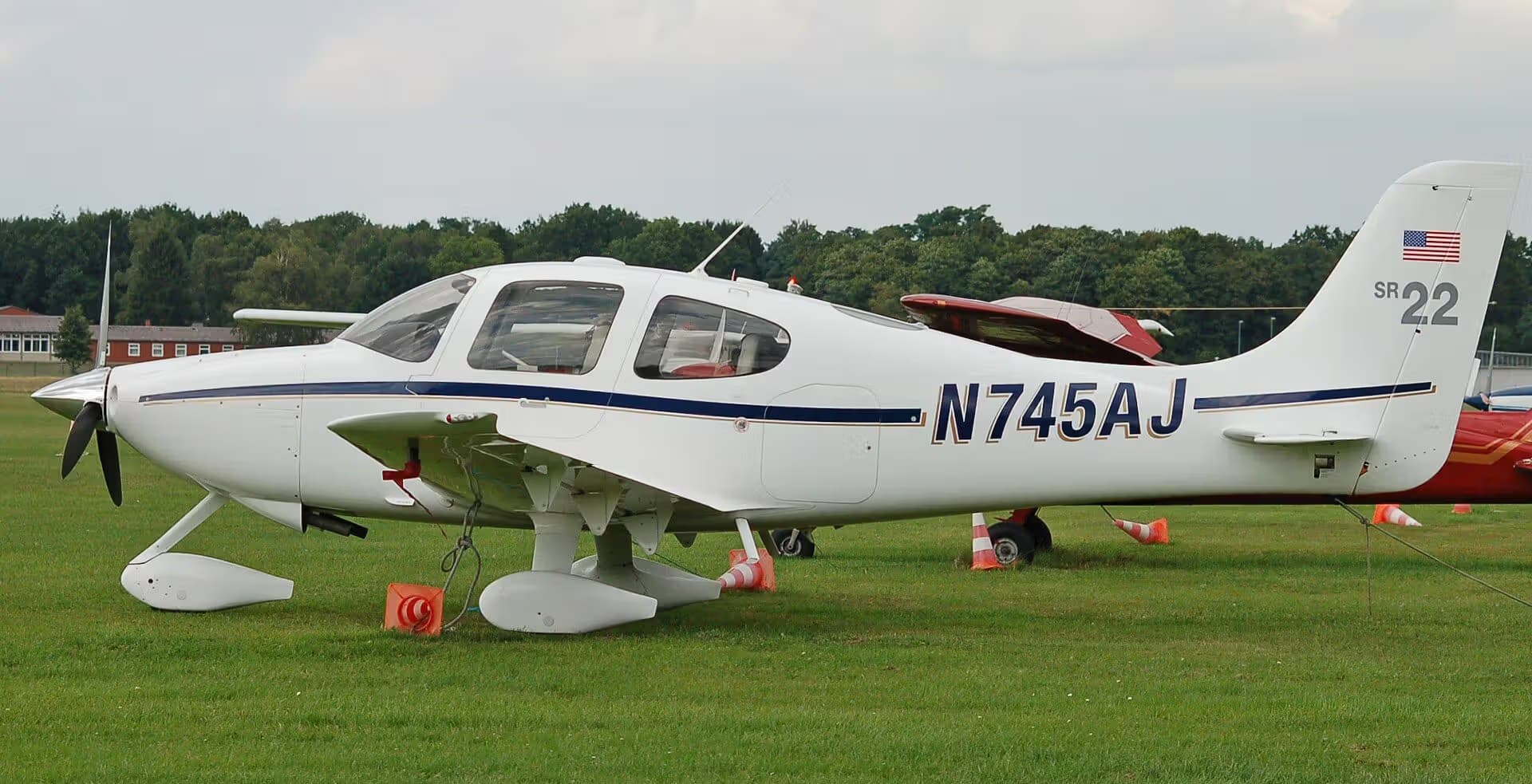 N745AJ — Cirrus