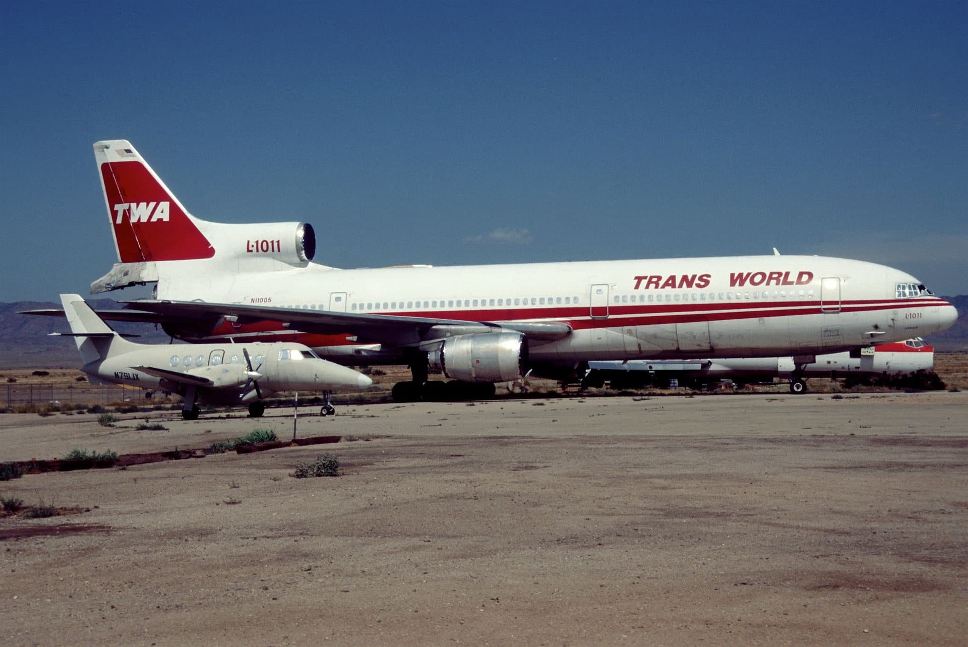 N11005 — Aircraft