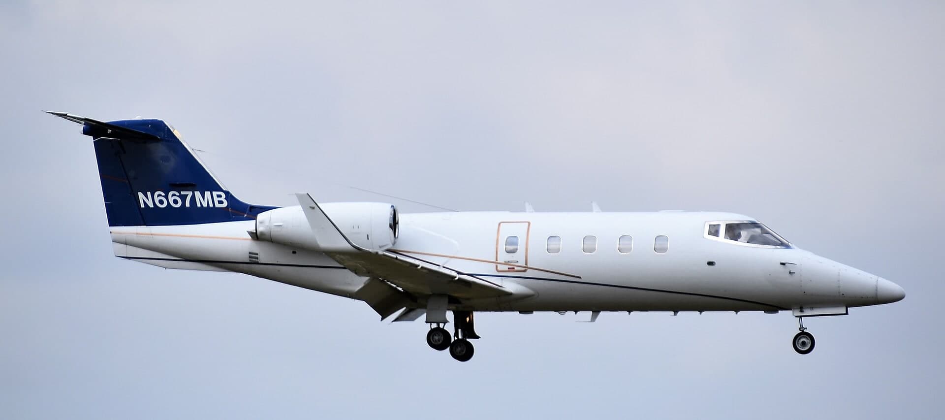 N667MB — Business jet
