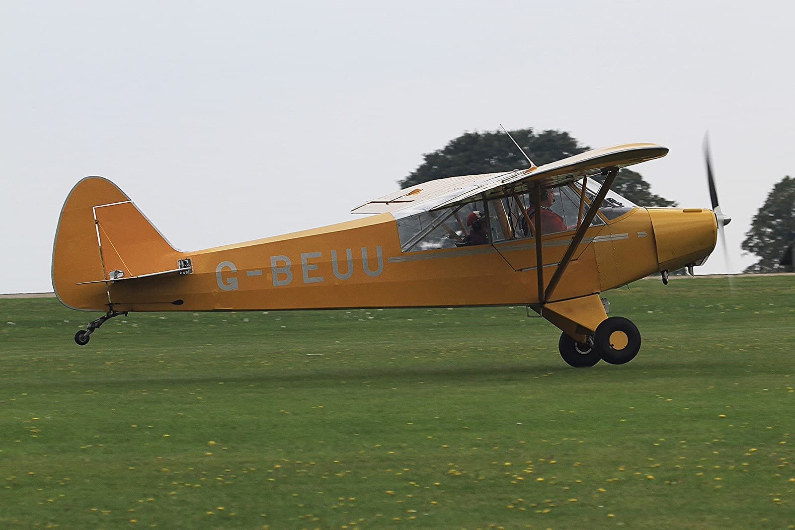 G-BEUU — Single-engine aircraft