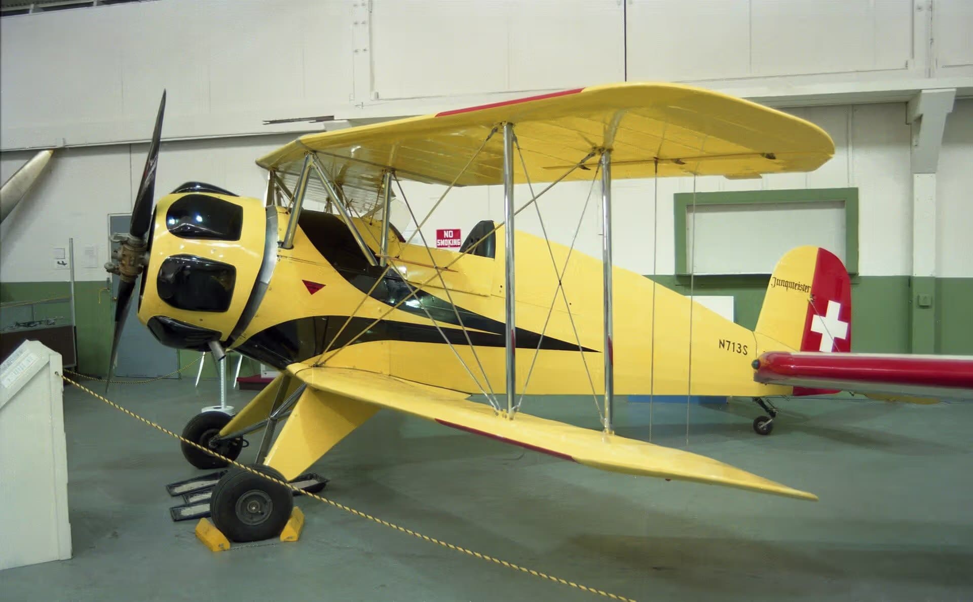 N713S — Single-engine aircraft