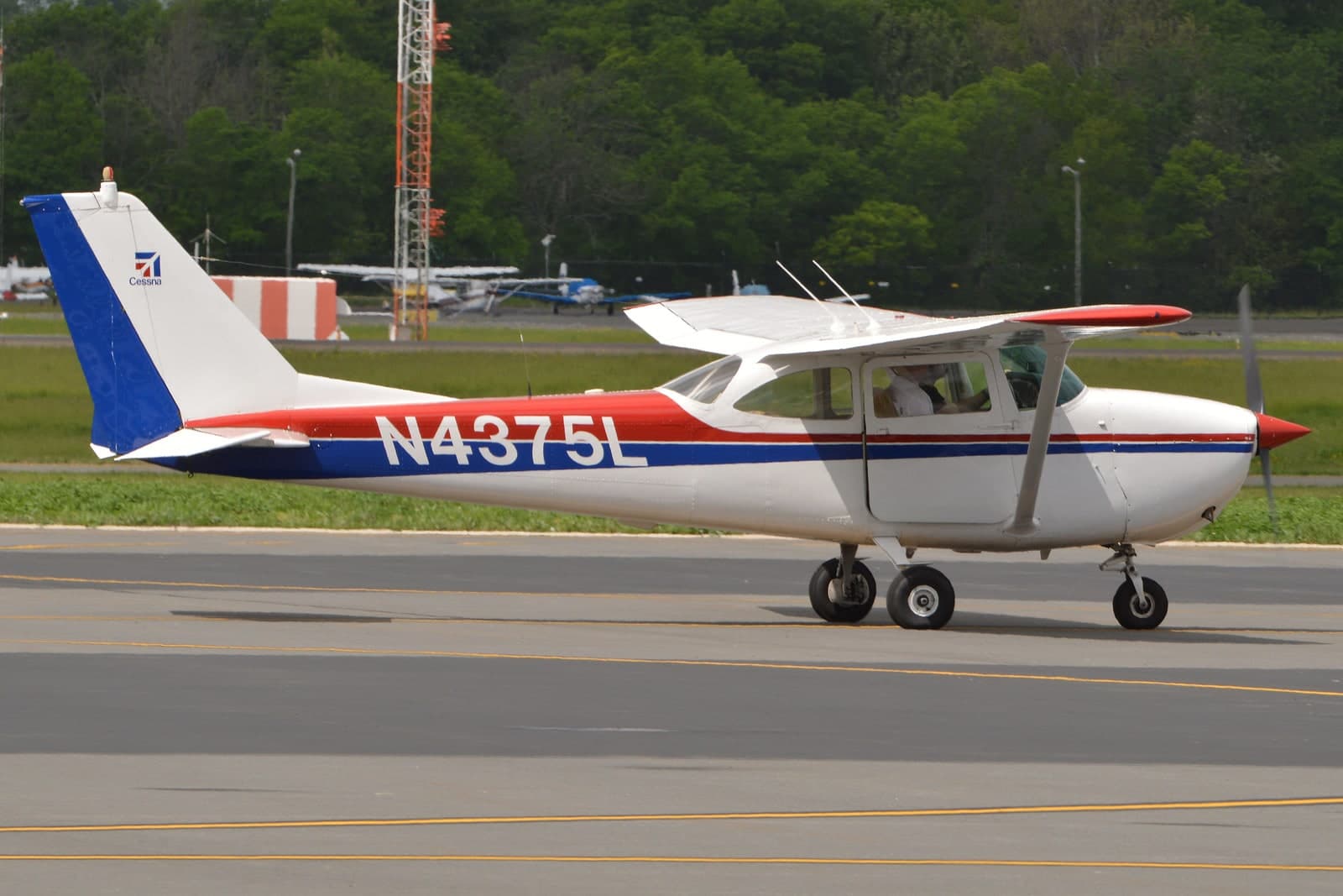 N4375L — Cessna