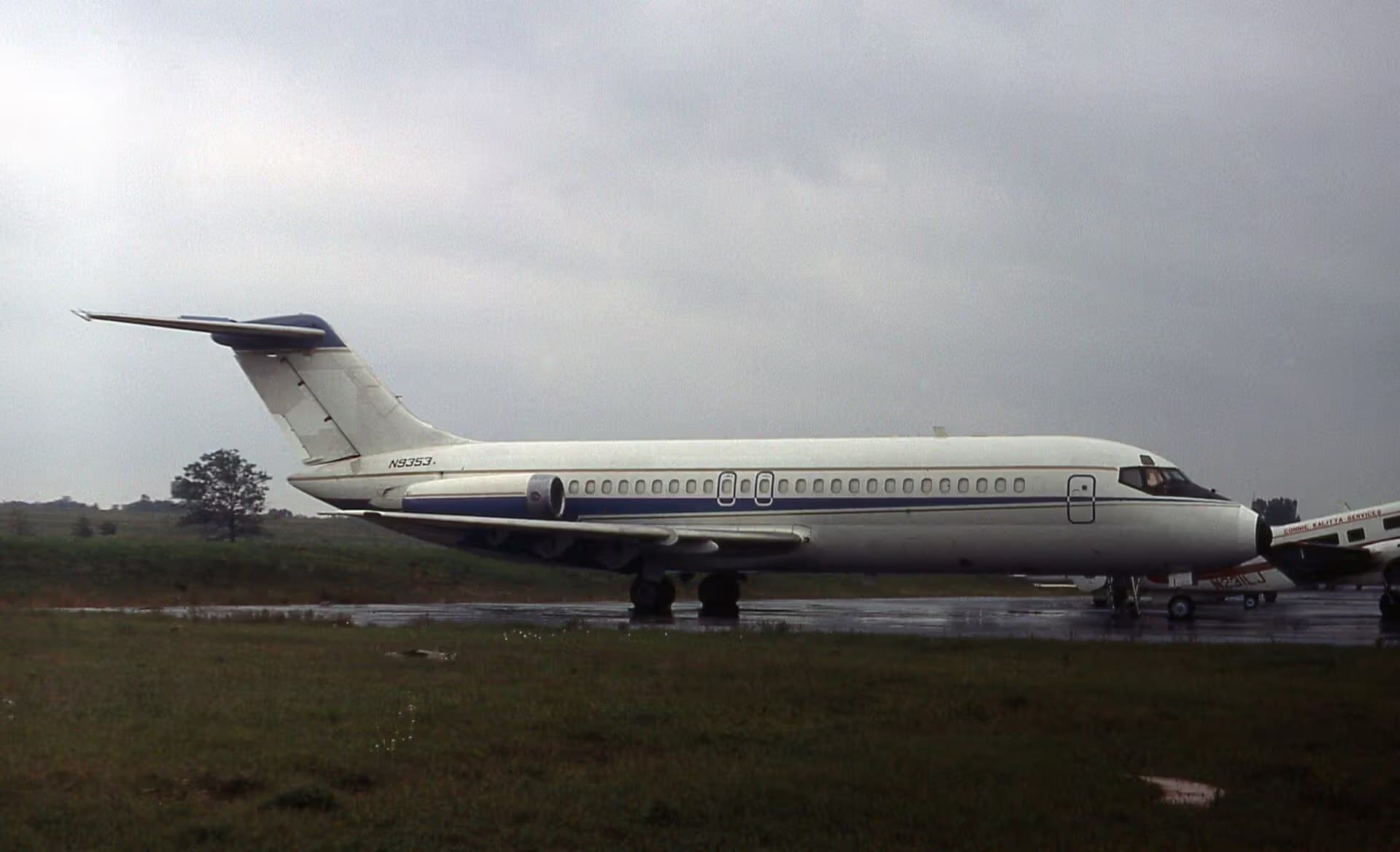 N9353 — Aircraft