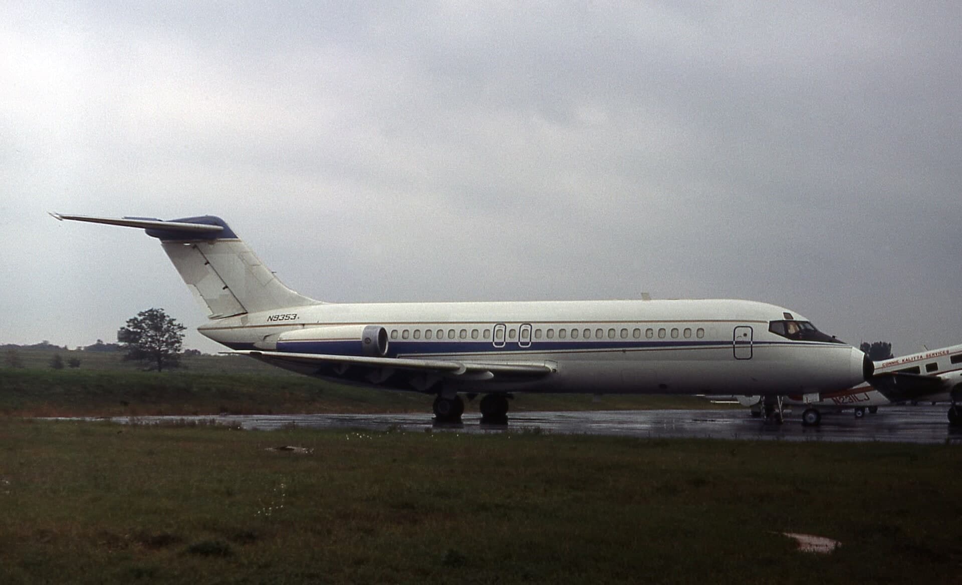 N9353 — Aircraft