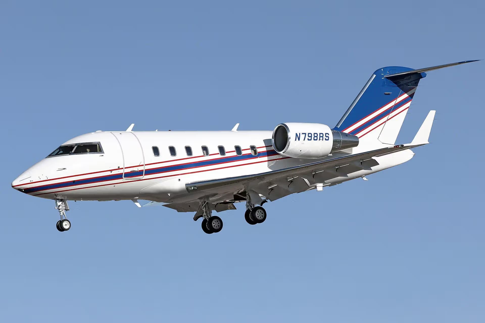 N798RS — Bombardier