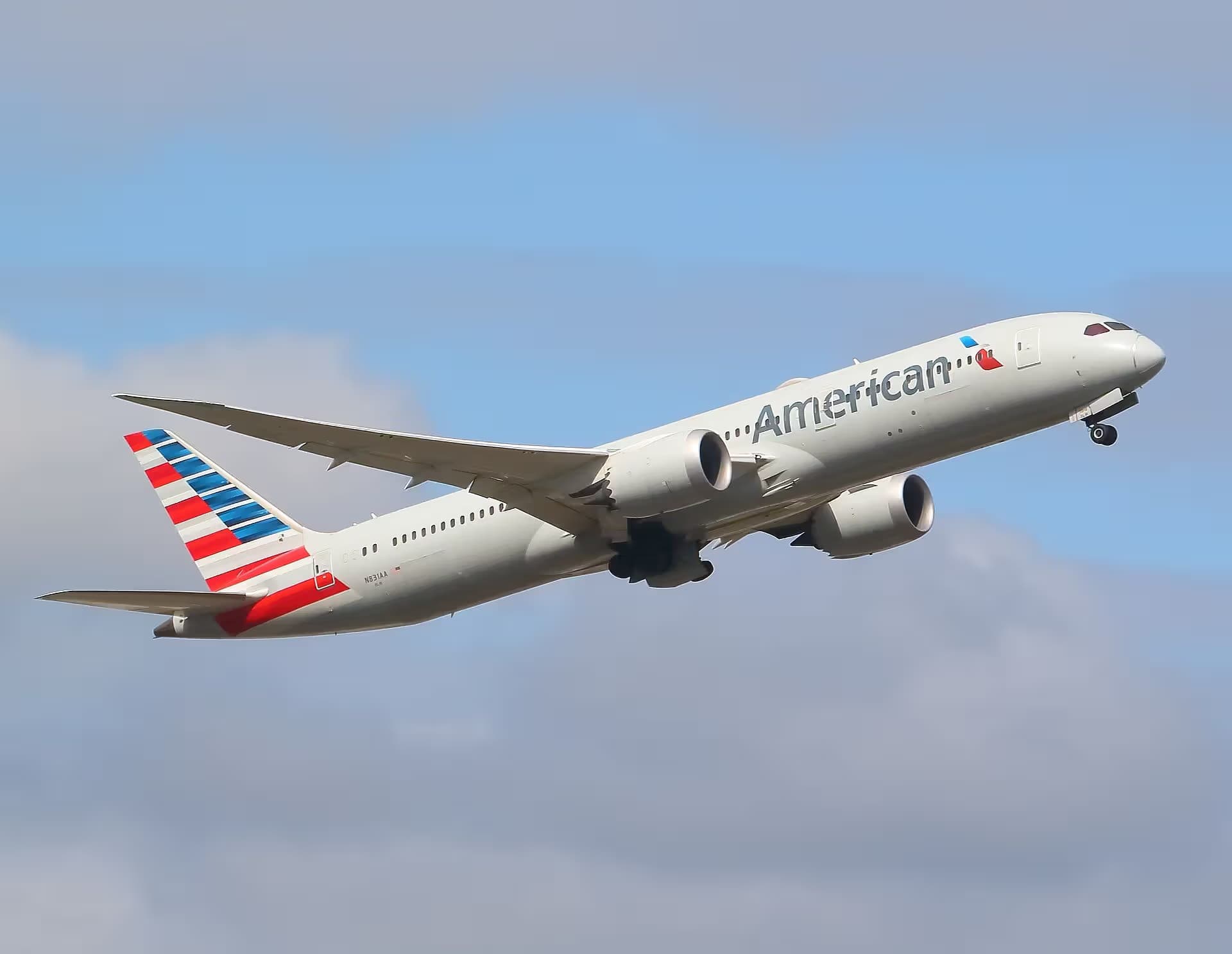 N831AA — Boeing