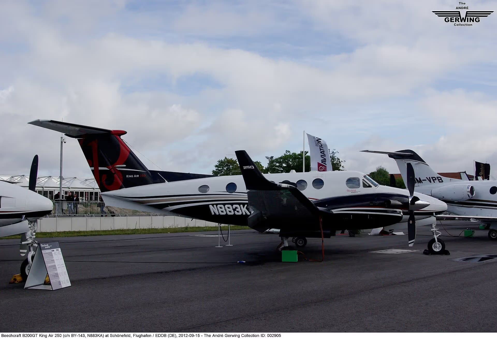 N883KA — Aircraft