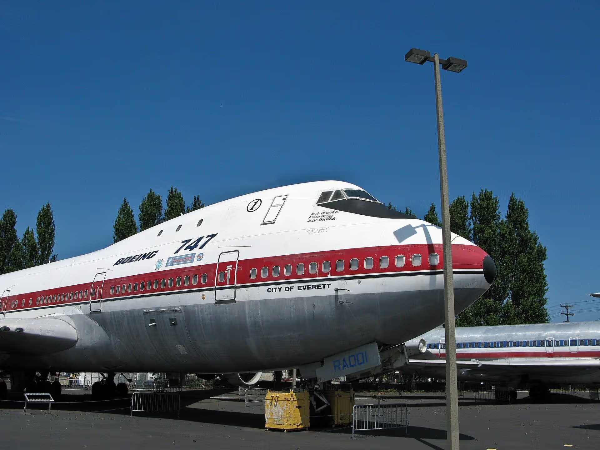 Unidentified — Boeing