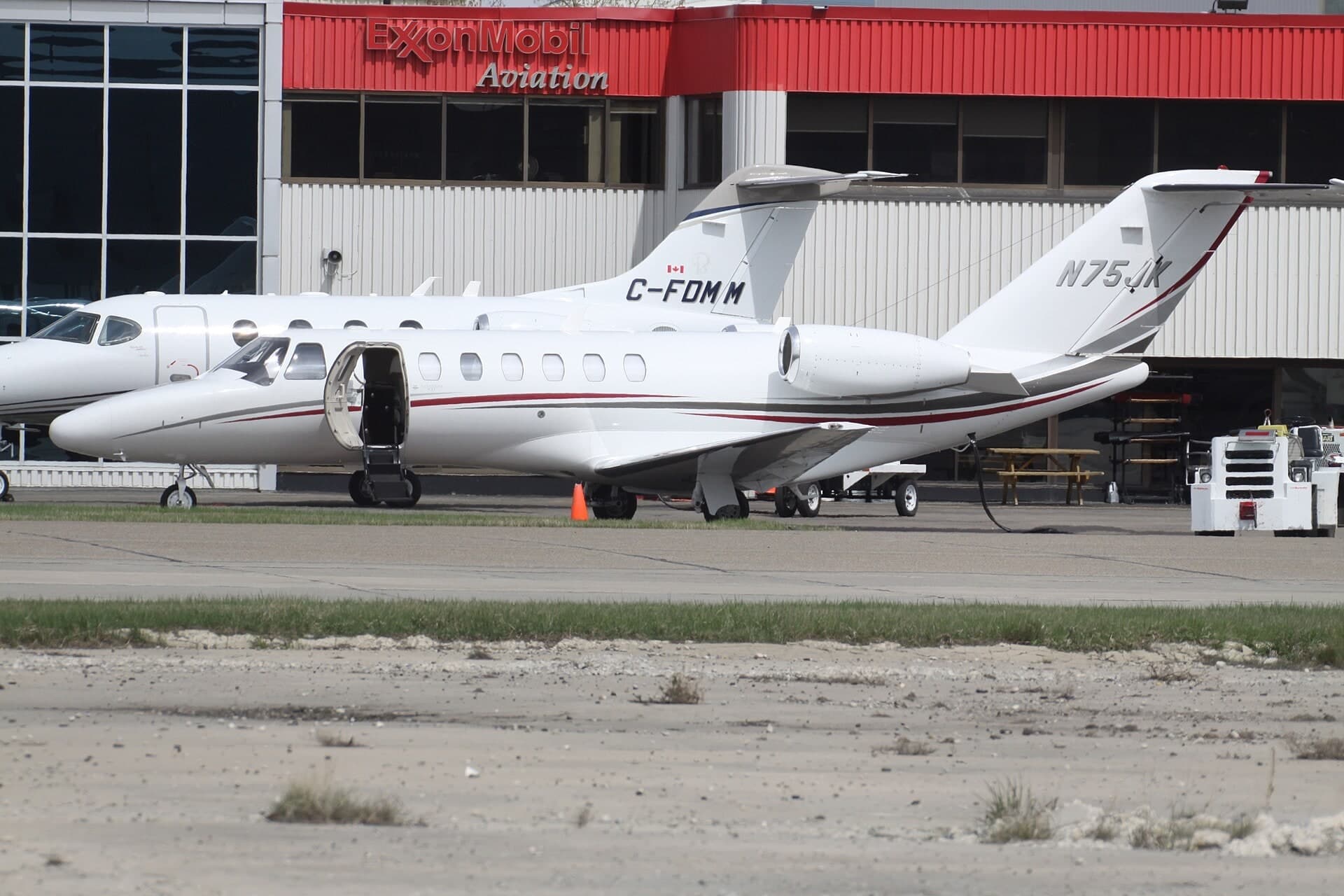 N75JK — Business jet