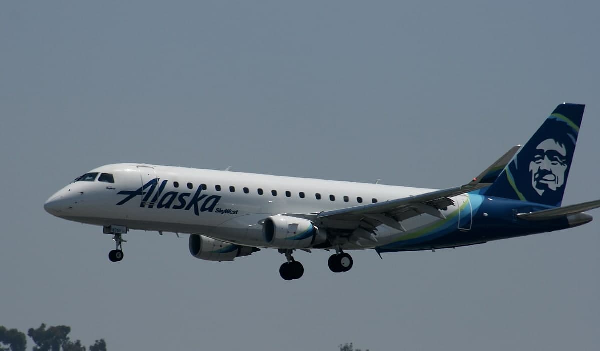N187SY — Twin-engine aircraft