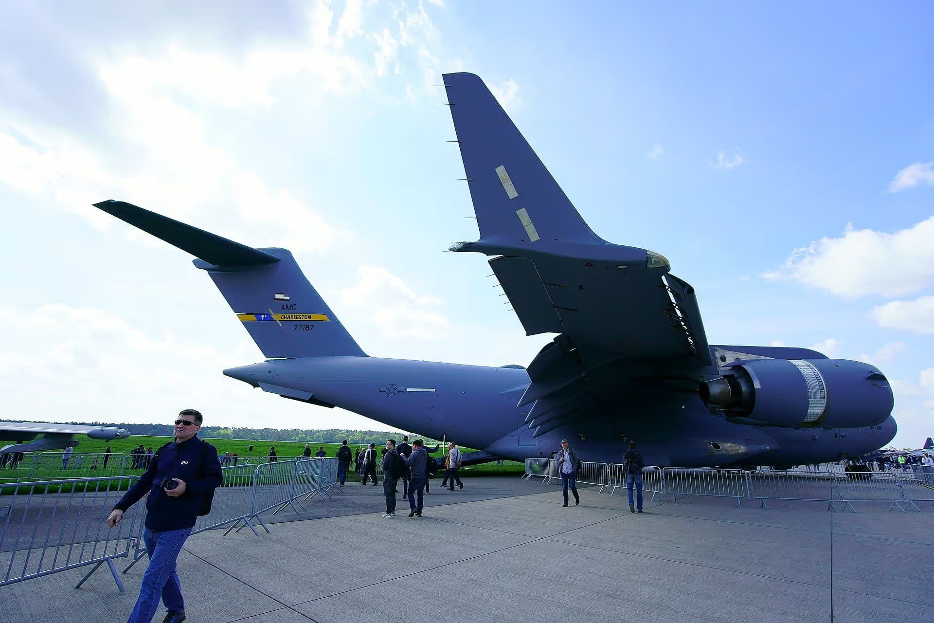 Unidentified — Boeing