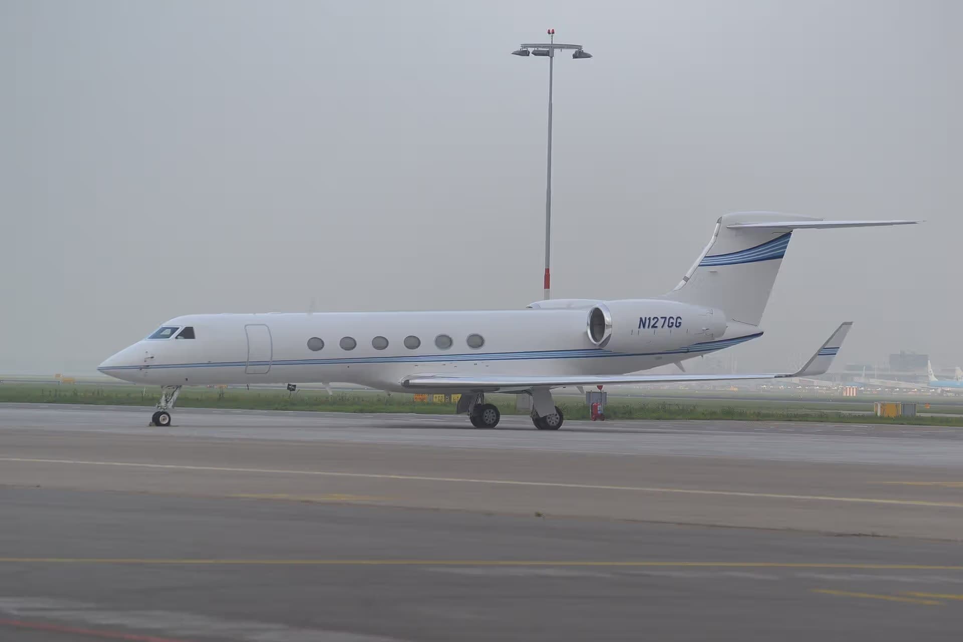 N127GG — Business jet