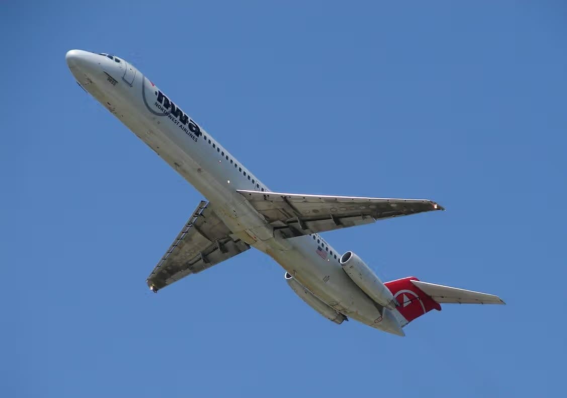 N764NC — Douglas